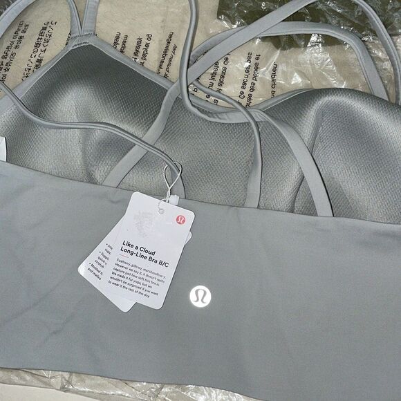 LULULEMON Like a Cloud Bra LONGLINE B/C Cup SEAL GREY YOGA BRA Size 6 8 NWT Gorg - Picture 2 of 6